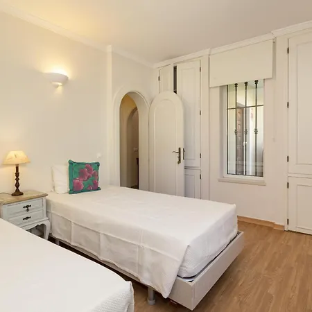 Caraibas - - By Hdproperties Vila Vilamoura